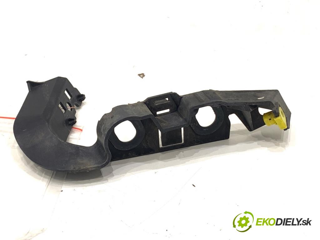 AUDI A5 F5 coupe 2017 140 kW 2.0 TDI 1968 úchyt nárazníka pravý přední část 8W6807284