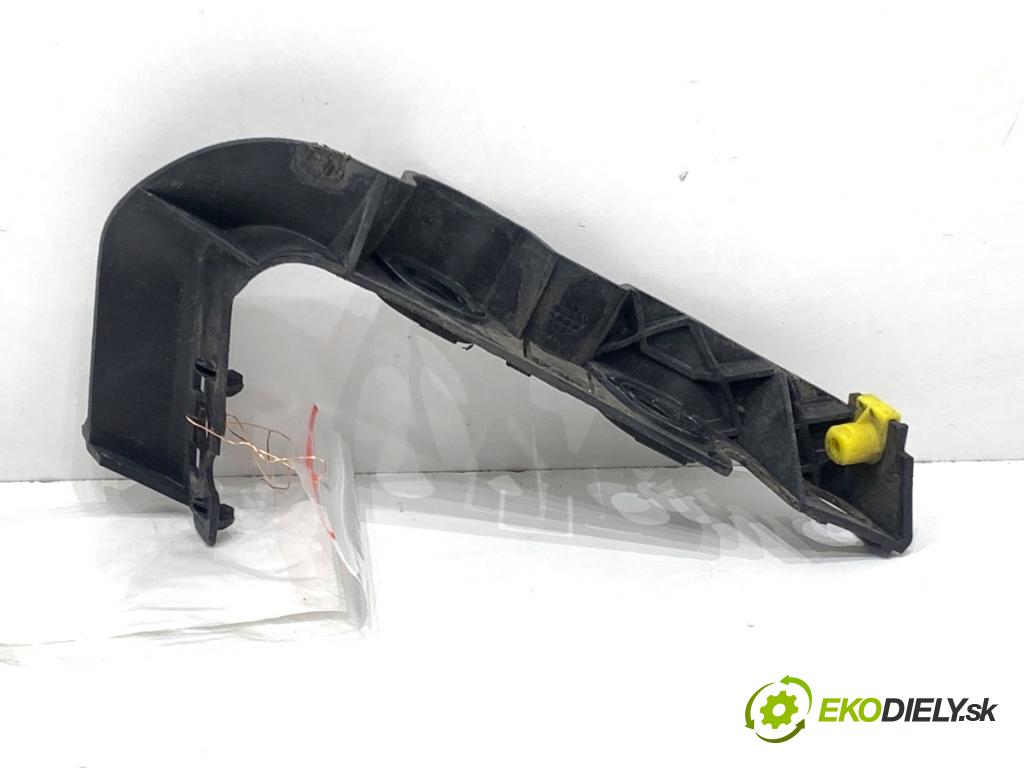 AUDI A5 F5 coupe 2017 140 kW 2.0 TDI 1968 úchyt nárazníka pravý přední část 8W6807284