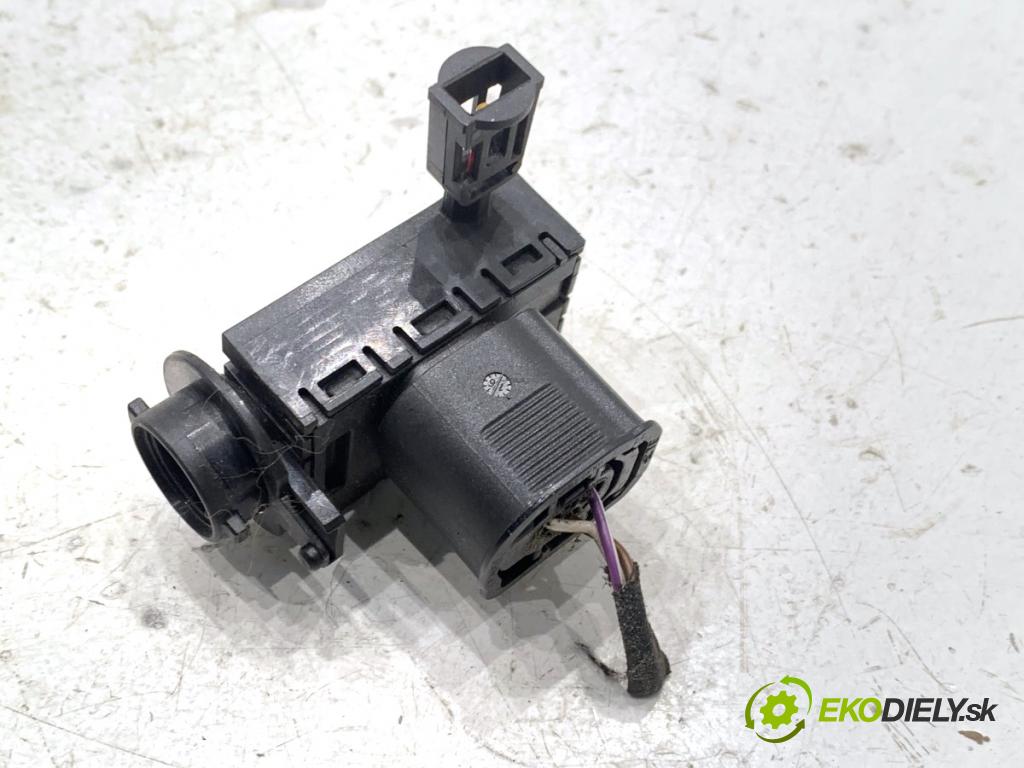 AUDI A5 F5 coupe 2017 140 kW 2.0 TDI 1968 Snímač kvality vzduchu 4G0907658B