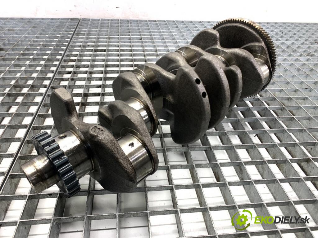 AUDI A5 F5 coupe 2017 140 kW 2.0 TDI 1968 kardaň hřídel KORBOVÝ: 03N105212D (Blok motoru ostatní)