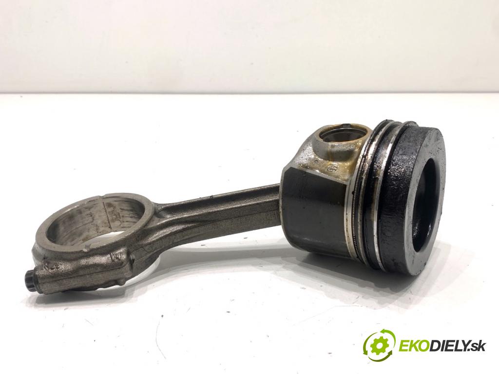 AUDI A5 F5 coupe 2017 140 kW 2.0 TDI 1968 PIEST: ojnica 04LA (Piest)