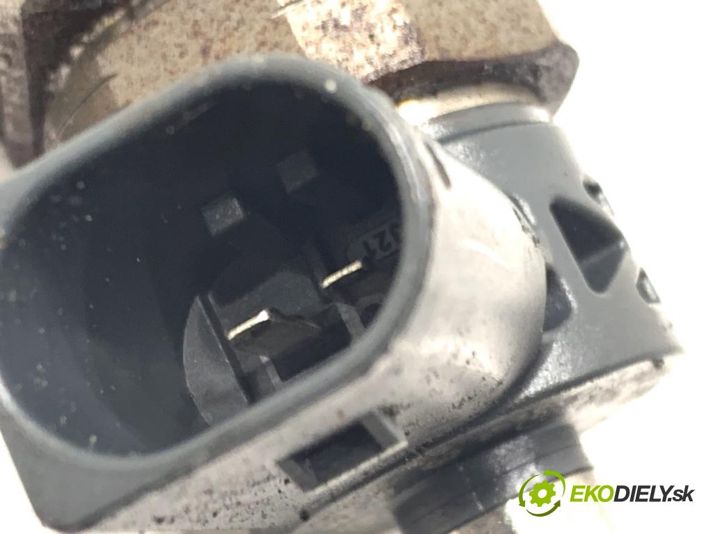 AUDI A5 F5 coupe 2017 140 kW 2.0 TDI 1968 vstrekovač 0445110471 (Vstrekovač paliva)