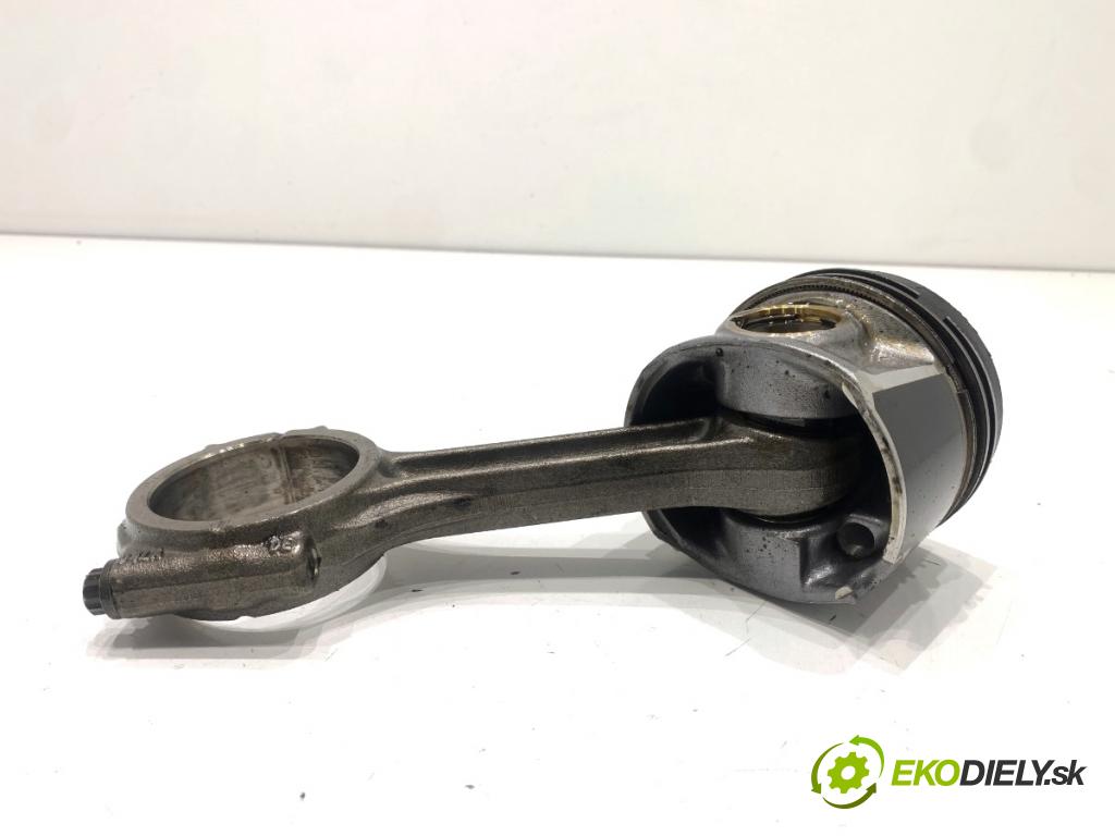 AUDI A5 F5 coupe 2017 140 kW 2.0 TDI 1968 PÍST: ojnice 04LA (Píst)