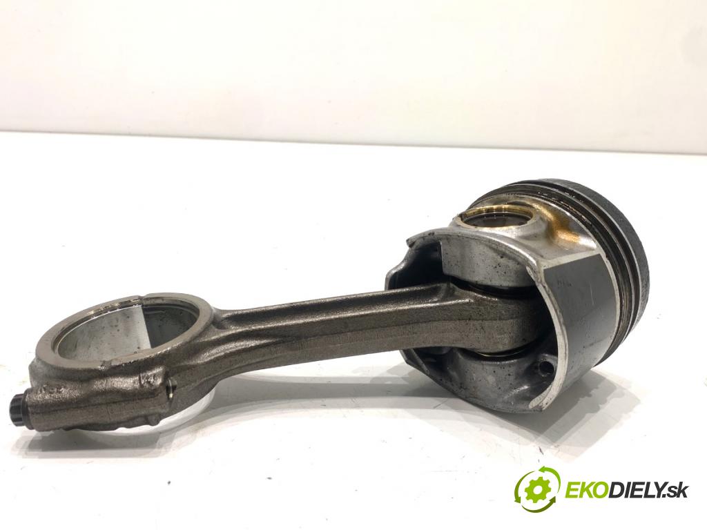 AUDI A5 F5 coupe 2017 140 kW 2.0 TDI 1968 PÍST: ojnice 04LA (Píst)