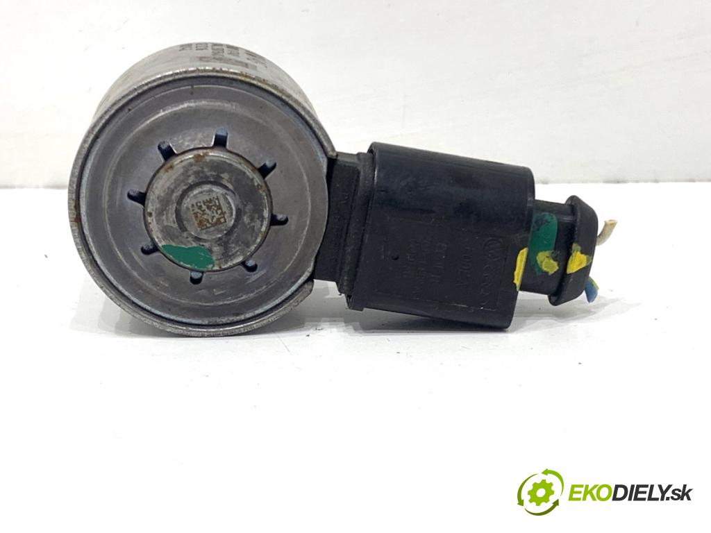 AUDI A5 F5 coupe 2017 140 kW 2.0 TDI 1968 Regulátor tlaku paliva 04L130764C (Palivový systém ostatné)