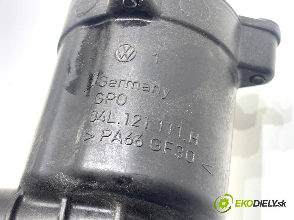 AUDI A5 F5 coupe 2017 140 kW 2.0 TDI 1968 Rozdeľovač vody 04L121111H