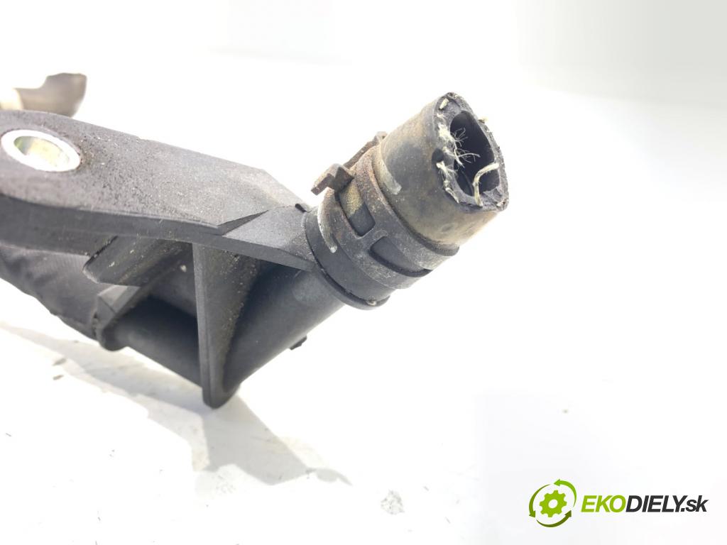 AUDI A5 F5 coupe 2017 140 kW 2.0 TDI 1968 Rozdeľovač vody 8W0145670E