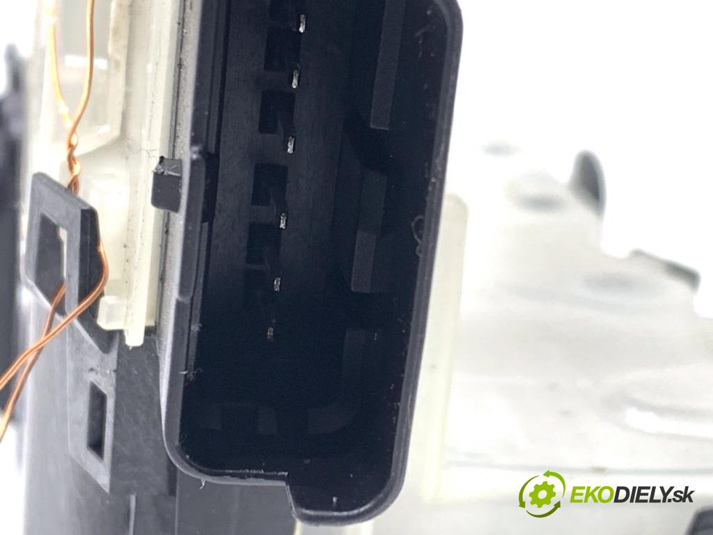 OPEL CROSSLAND SUV 2024 81 kW 1.2 (75) 1199 zámok Dvere ľavy predný 267389