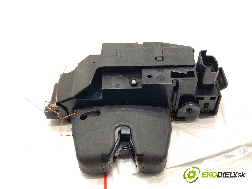 OPEL CROSSLAND SUV 2024 81 kW 1.2 (75) 1199 zámok dverí zad 9816195380