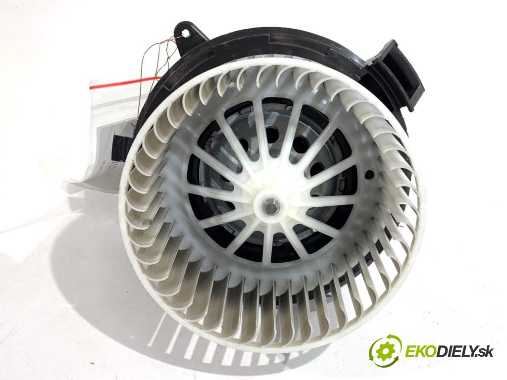 OPEL CROSSLAND SUV 2024 81 kW 1.2 (75) 1199 topení HB613001