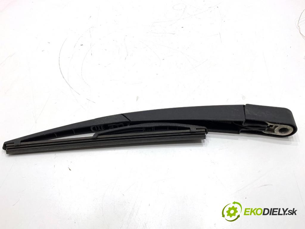 OPEL CROSSLAND SUV 2024 81 kW 1.2 (75) 1199 Rameno stierače zad