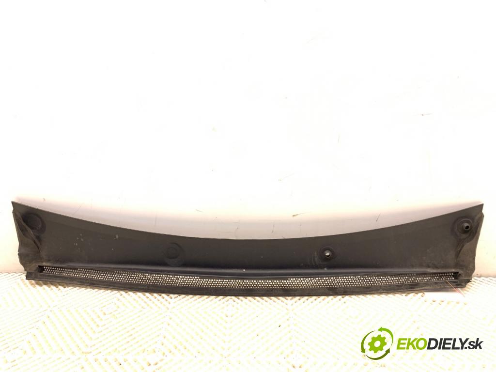 OPEL CROSSLAND SUV 2024 81 kW 1.2 (75) 1199 torpédo plast pod čelní okno 13476245 (Plast pod čelním sklem)