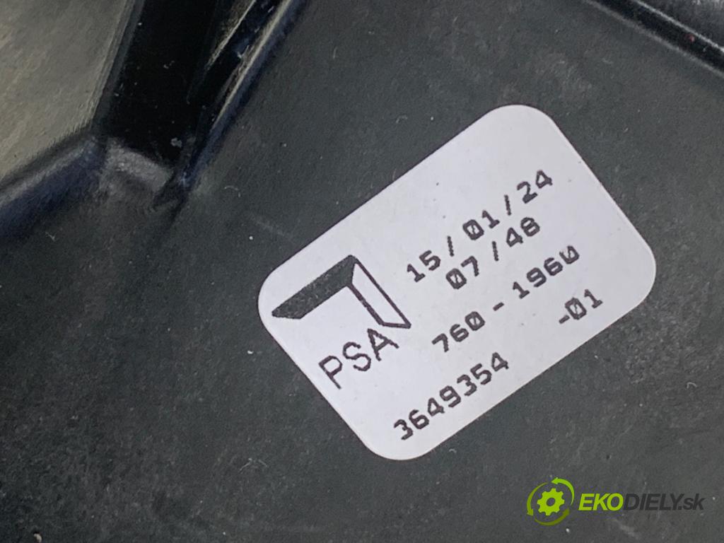 OPEL CROSSLAND SUV 2024 81 kW 1.2 (75) 1199 Kulisa  (Rýchlostná páka (kulisa))