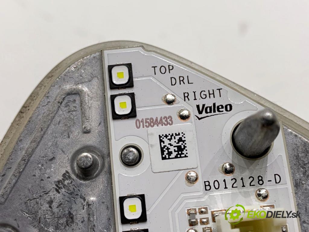 OPEL CROSSLAND SUV 2024 81 kW 1.2 (75) 1199 Svetlo DRL: pravy predný 90181487