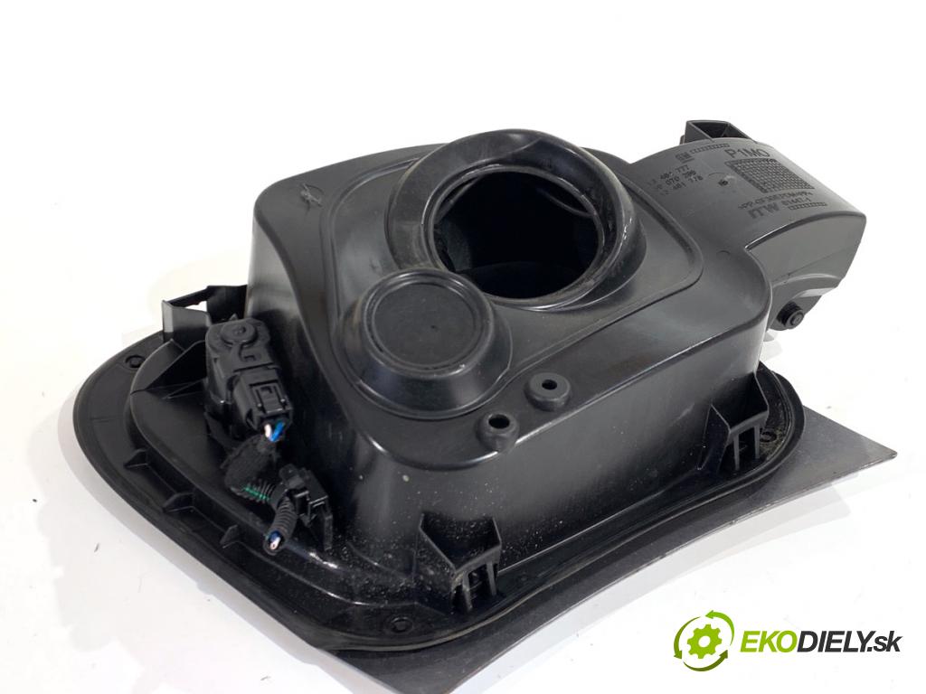 OPEL CROSSLAND SUV 2024 81 kW 1.2 (75) 1199 dvířka nádrže paliva 13461777 (Klika dveří ostatní)