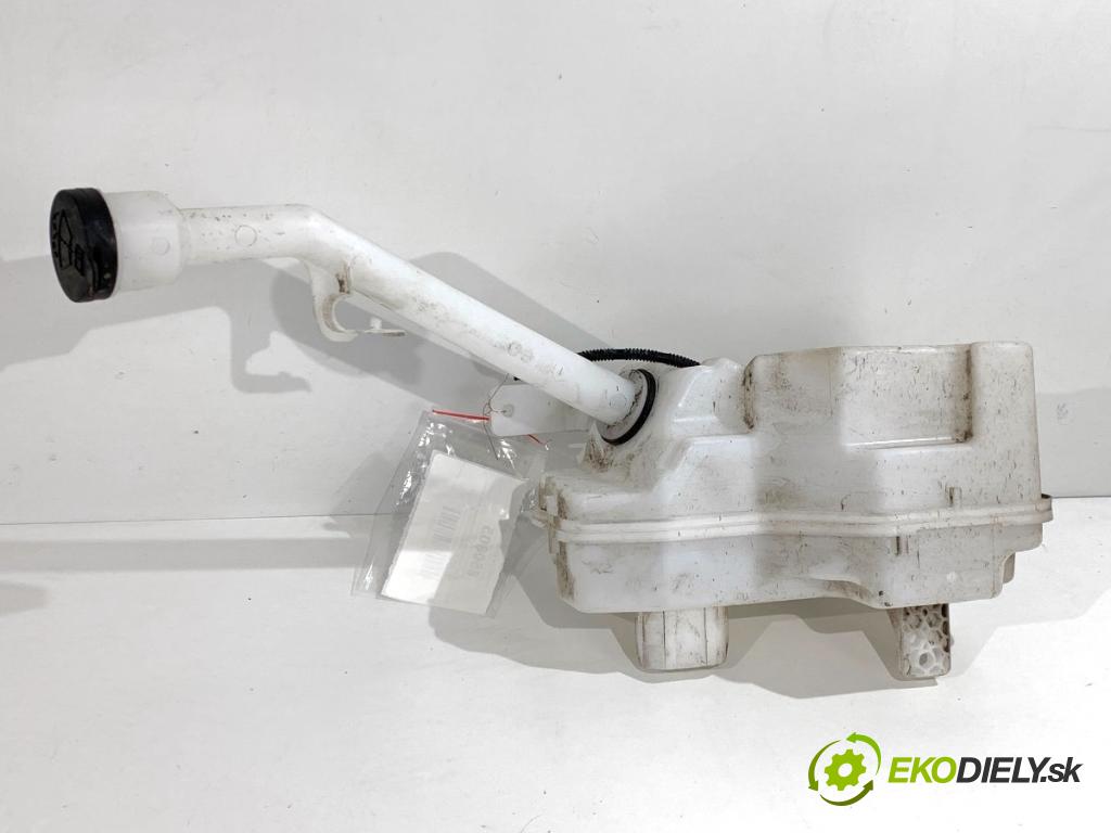 OPEL CROSSLAND SUV 2024 81 kW 1.2 (75) 1199 Nádržka ostrekovačov 39138620 (Kľučka dverí ostatné)