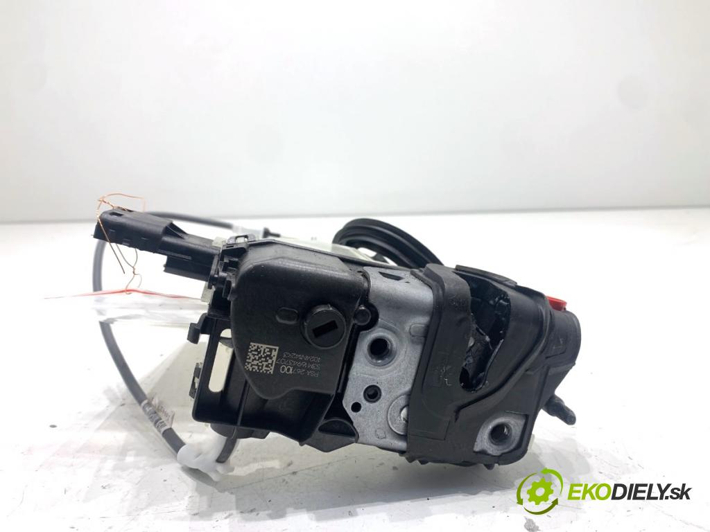 OPEL CROSSLAND SUV 2024 81 kW 1.2 (75) 1199 zámok dveře pravý zadní část PSA267100