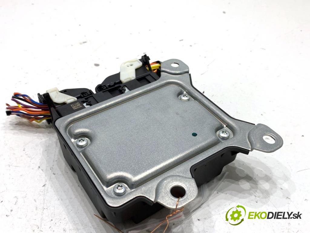 OPEL CROSSLAND SUV 2024 81 kW 1.2 (75) 1199 senzor airbag 9825276280 (Snímač)