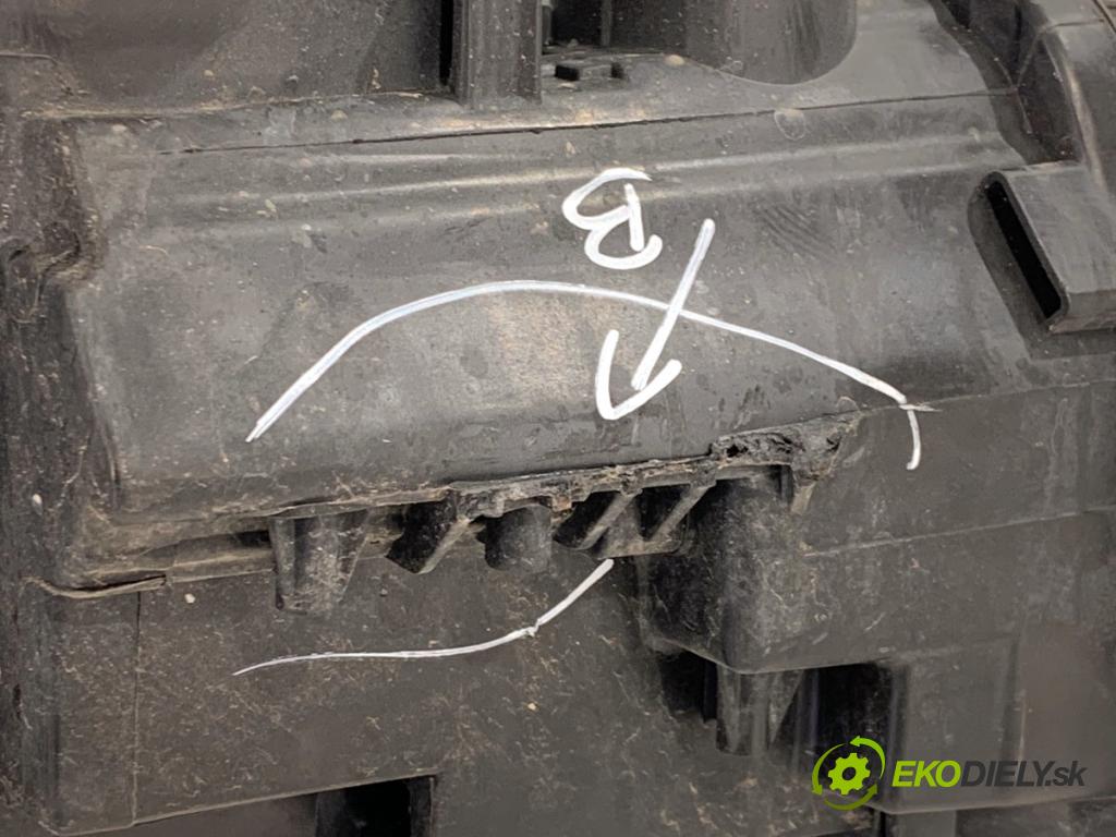 OPEL CROSSLAND SUV 2024 81 kW 1.2 (75) 1199 světlomet pravý přední část LED YQ00709880