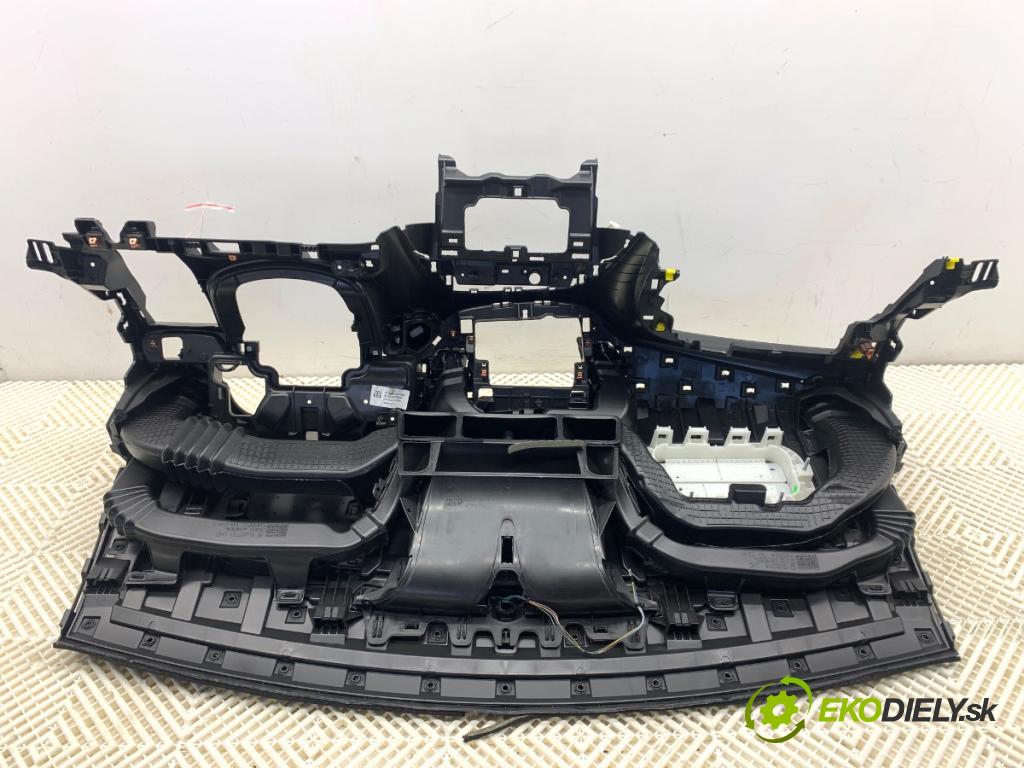 OPEL CROSSLAND SUV 2024 81 kW 1.2 (75) 1199 Palubná doska 39214912 (Palubná doska)