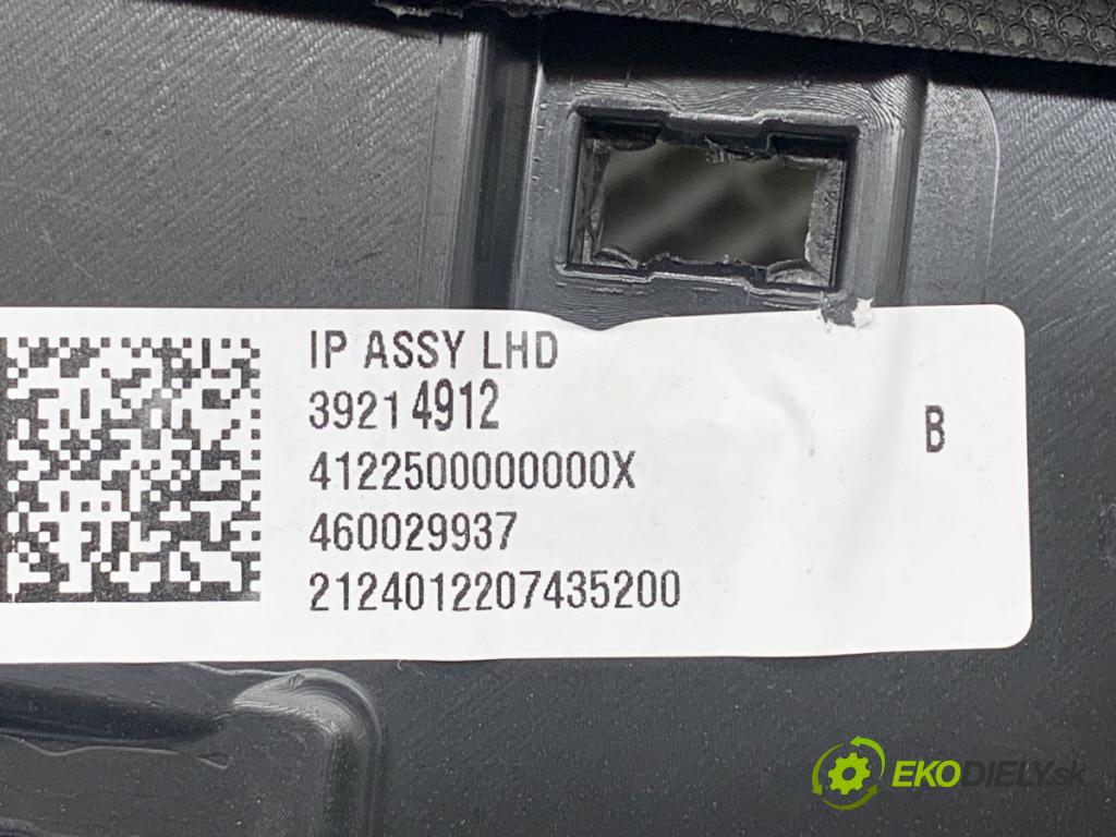 OPEL CROSSLAND SUV 2024 81 kW 1.2 (75) 1199 Palubná doska 39214912 (Palubná doska)