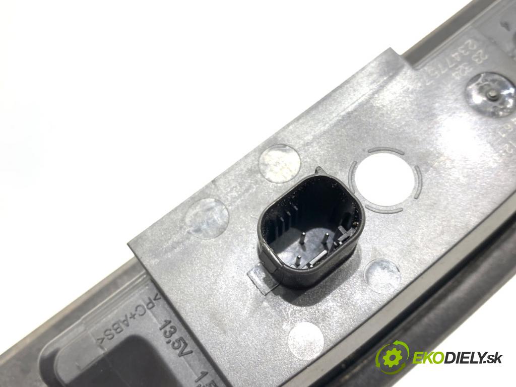 OPEL CROSSLAND SUV 2024 81 kW 1.2 (75) 1199 Kľučka dverí zad 23477578