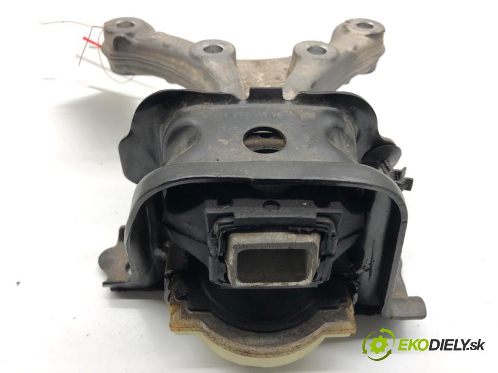 OPEL CROSSLAND SUV 2024 81 kW 1.2 (75) 1199 AirBag motora pravý 9681706580