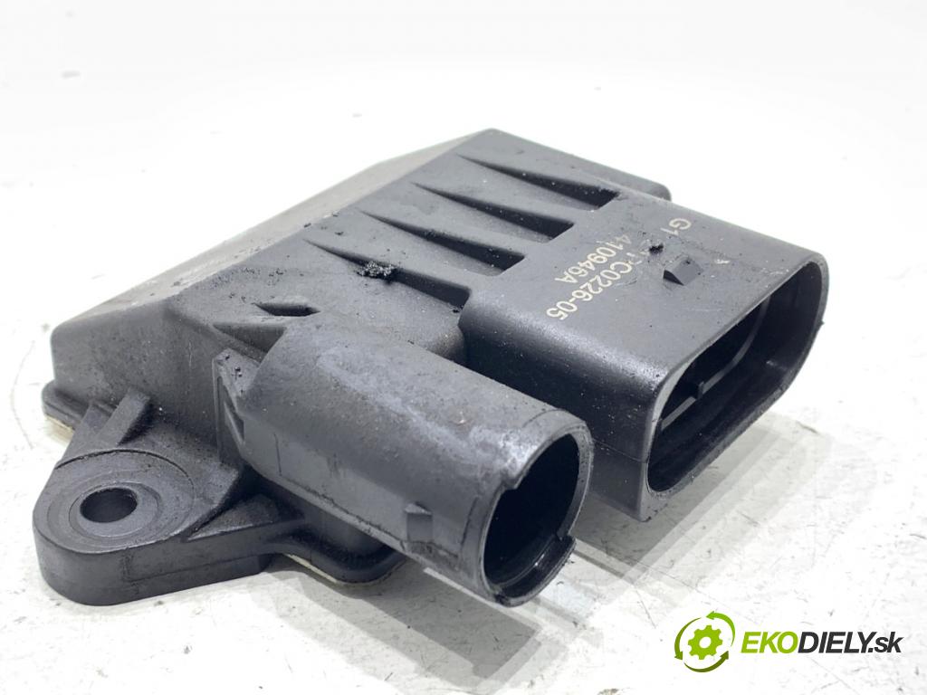 MERCEDES-BENZ S212 Kombi 2010 170 kW E 350 CDI 4-matic (212.289) 2987 relé svíček žhavení  (Relé)