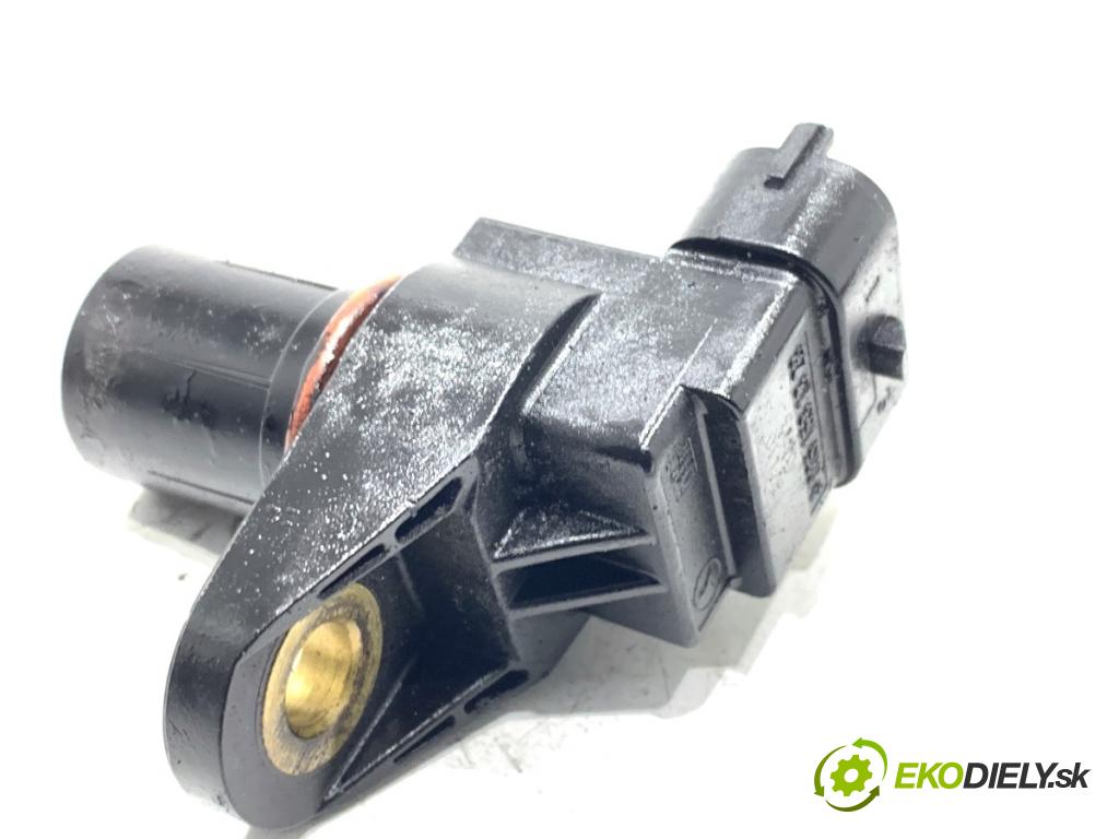 MERCEDES-BENZ S212 Kombi 2010 170 kW E 350 CDI 4-matic (212.289) 2987 snímač pozice vačkového hřídele A0051531328 (Snímač polohy klikového hřídele)