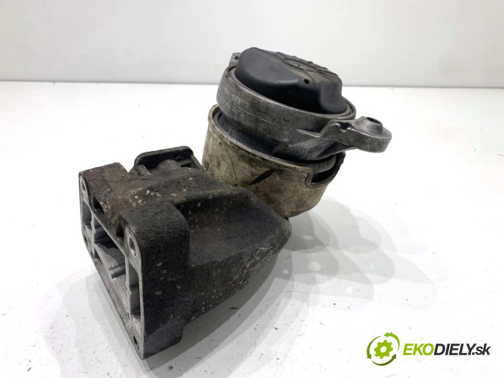 MERCEDES-BENZ S212 Kombi 2010 170 kW E 350 CDI 4-matic (212.289) 2987 Držiak Motor A6422233004