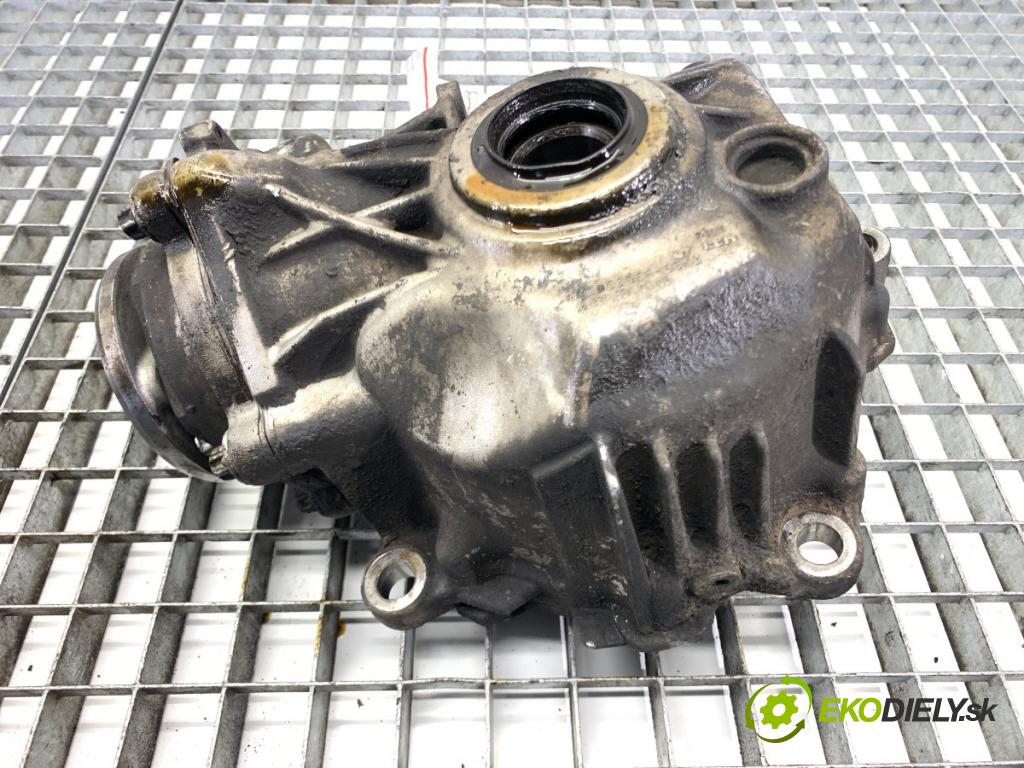 MERCEDES-BENZ S212 Kombi 2010 170 kW E 350 CDI 4-matic (212.289) 2987 Most diferenciál přední část A2213310405