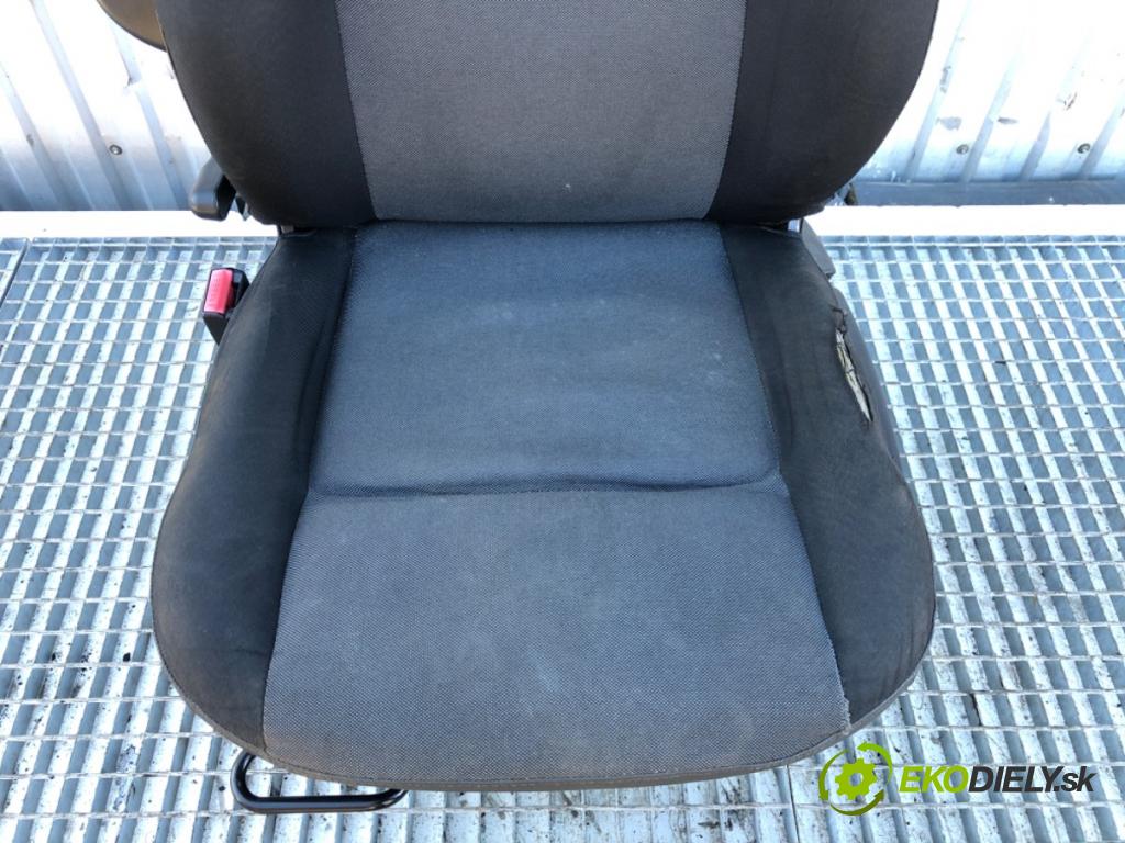 RENAULT MASTER III Autobus 2019 125 kW 2.3 dCi 170 FWD (JV0L) 2298 Sedadlo ľavy predný