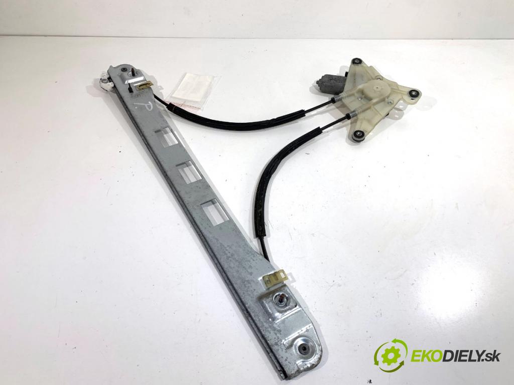 RENAULT MASTER III Autobus 2019 125 kW 2.3 dCi 170 FWD (JV0L) 2298 mechanismus okna pravý přední část 