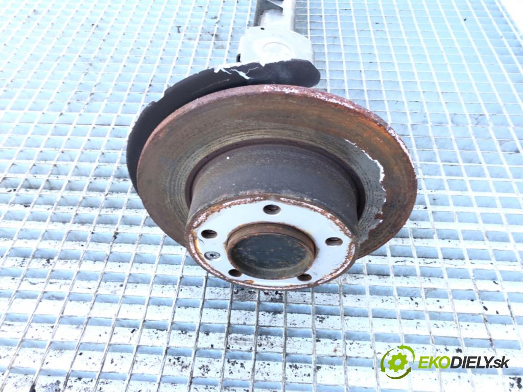 RENAULT MASTER III Autobus 2019 125 kW 2.3 dCi 170 FWD (JV0L) 2298 výztuha zadní část 555110270R