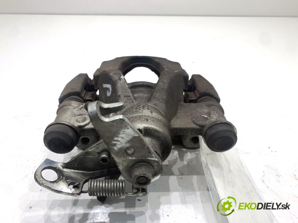 RENAULT MASTER III Autobus 2019 125 kW 2.3 dCi 170 FWD (JV0L) 2298 brzdič třmen pravý zadní část