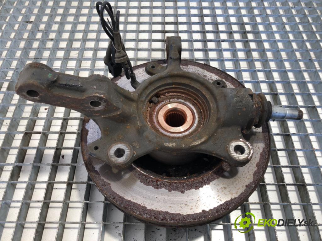 RENAULT MASTER III Autobus 2019 125 kW 2.3 dCi 170 FWD (JV0L) 2298 náboj pravý přední část