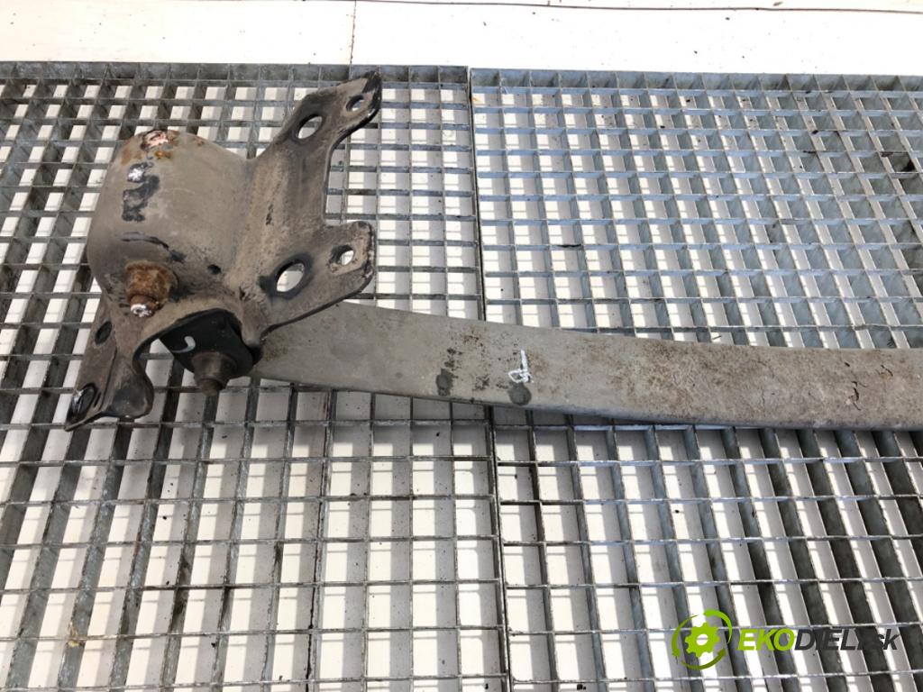 RENAULT MASTER III Autobus 2019 125 kW 2.3 dCi 170 FWD (JV0L) 2298 listové pero pravý zadní část