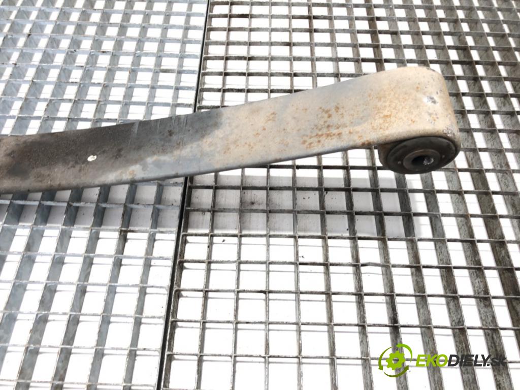 RENAULT MASTER III Autobus 2019 125 kW 2.3 dCi 170 FWD (JV0L) 2298 listové pero pravý zadní část