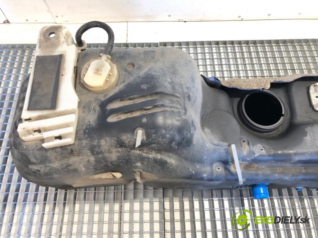 RENAULT MASTER III Autobus 2019 125 kW 2.3 dCi 170 FWD (JV0L) 2298 nádržka paliva 8200947534 (Palivová nádrž)