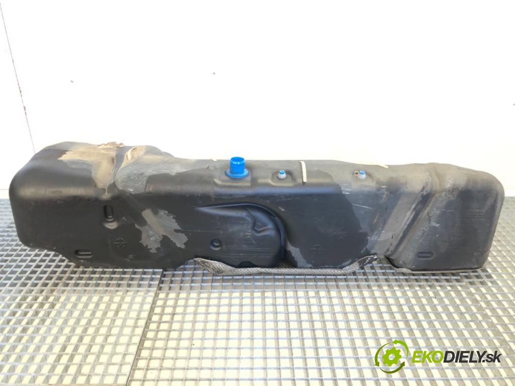 RENAULT MASTER III Autobus 2019 125 kW 2.3 dCi 170 FWD (JV0L) 2298 nádržka paliva 8200947534 (Palivová nádrž)