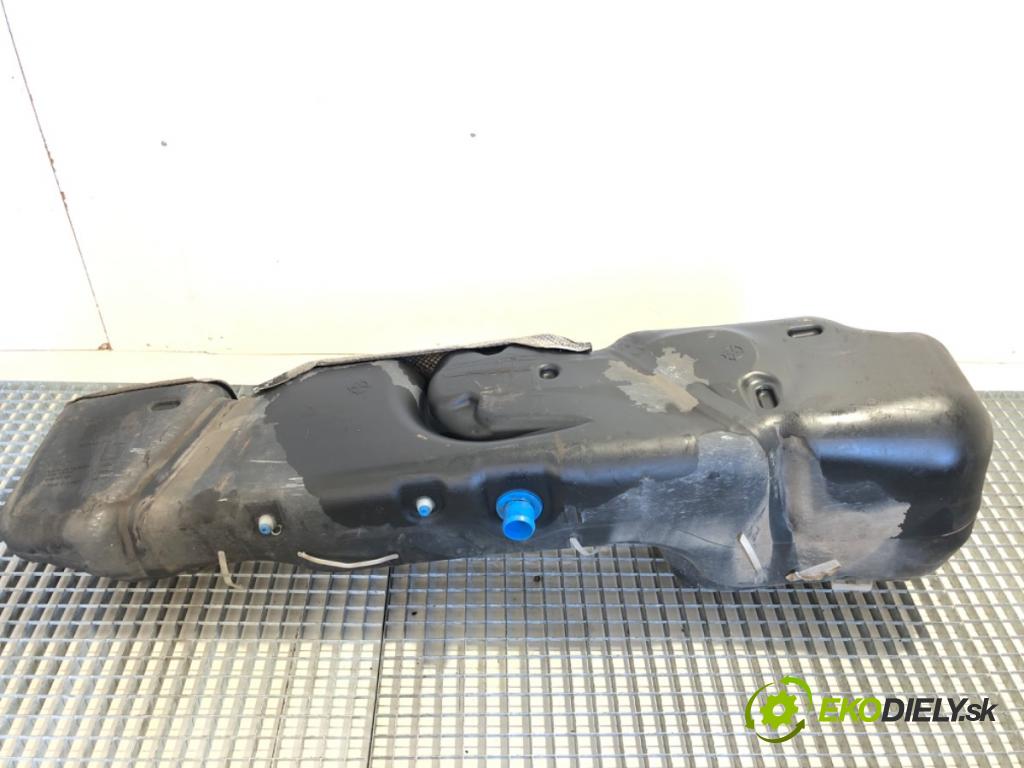 RENAULT MASTER III Autobus 2019 125 kW 2.3 dCi 170 FWD (JV0L) 2298 nádržka paliva 8200947534 (Palivová nádrž)