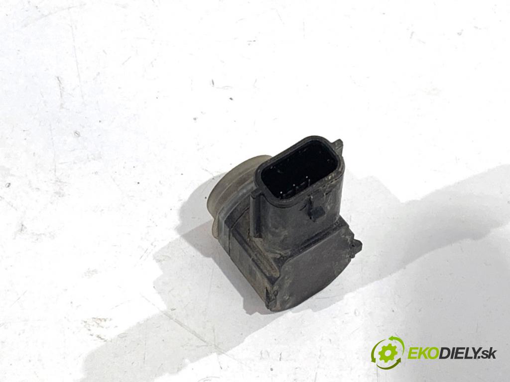 RENAULT MASTER III Autobus 2019 125 kW 2.3 dCi 170 FWD (JV0L) 2298 Snímač PDC 284429097R