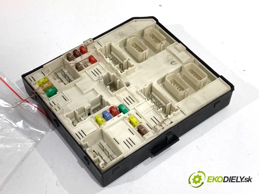 RENAULT MASTER III Autobus 2019 125 kW 2.3 dCi 170 FWD (JV0L) 2298 Modul USM 284B69681R (Riadiaca jednotka ostatné)