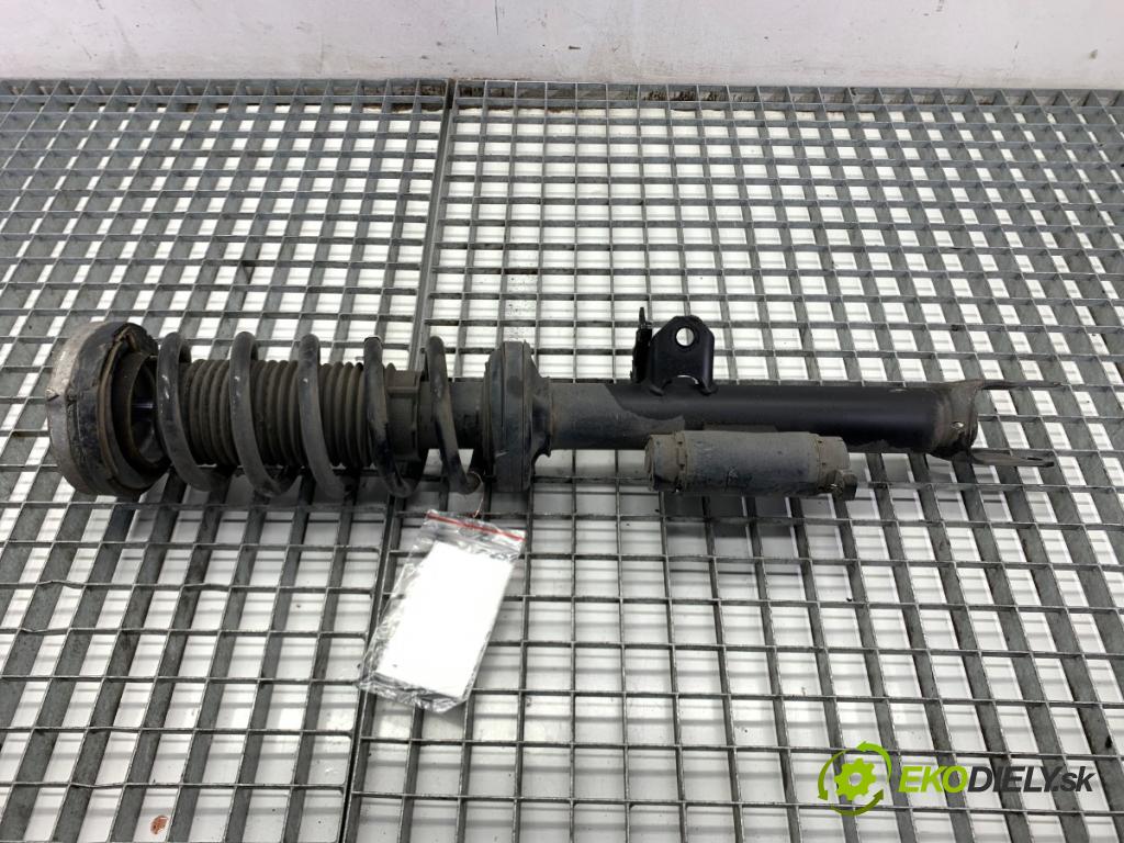 BMW G31 Kombi 2020 140 kW 520 d 1995 tlumič levý přední část 