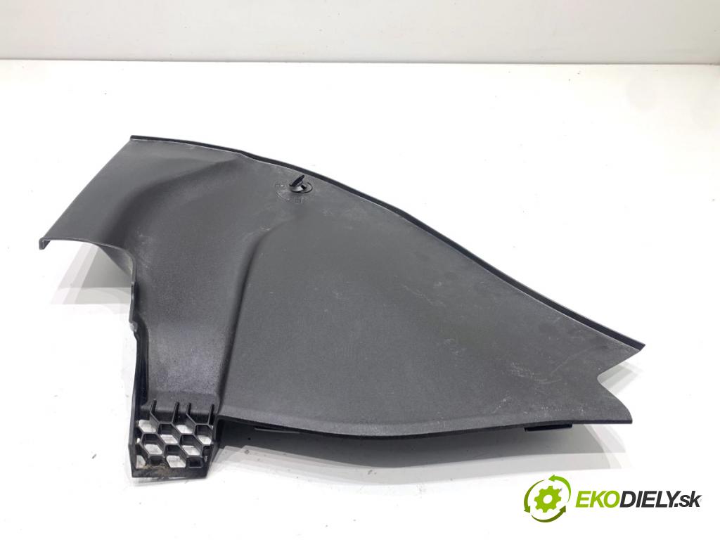 BMW G31 Kombi 2020 140 kW 520 d 1995 clona Lišta torpédo levá strana 7388715