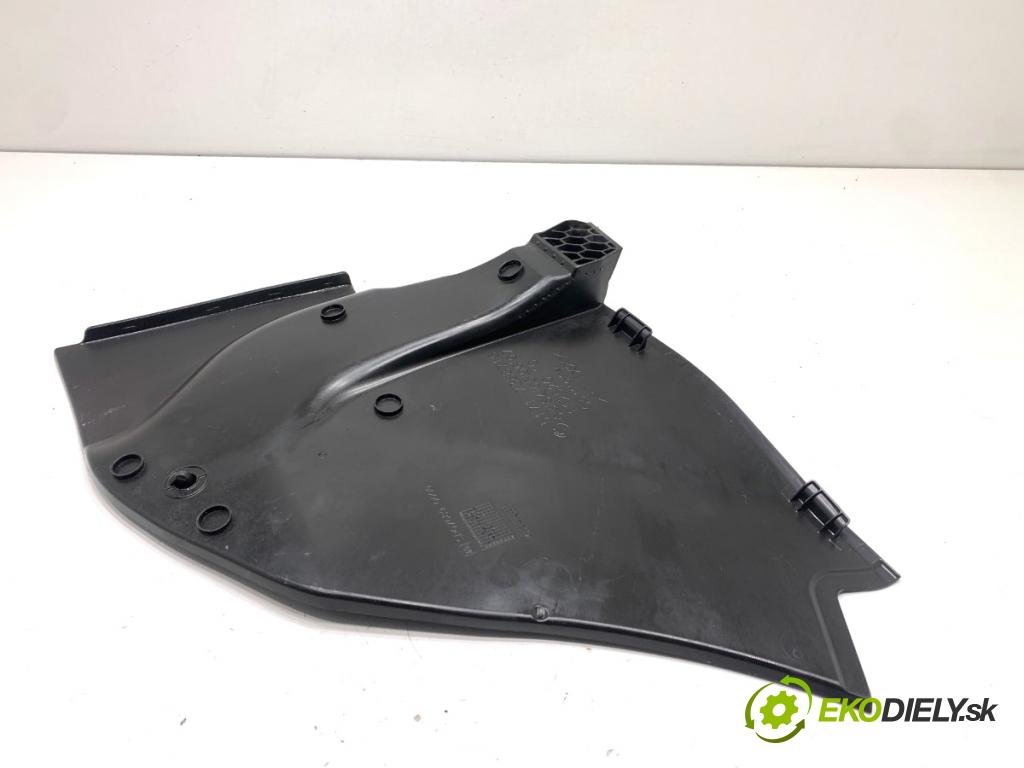 BMW G31 Kombi 2020 140 kW 520 d 1995 clona Lišta torpédo levá strana 7388715