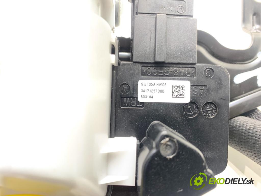 BMW G31 Kombi 2020 140 kW 520 d 1995 držák bezpečnost pravý přední část 7430110