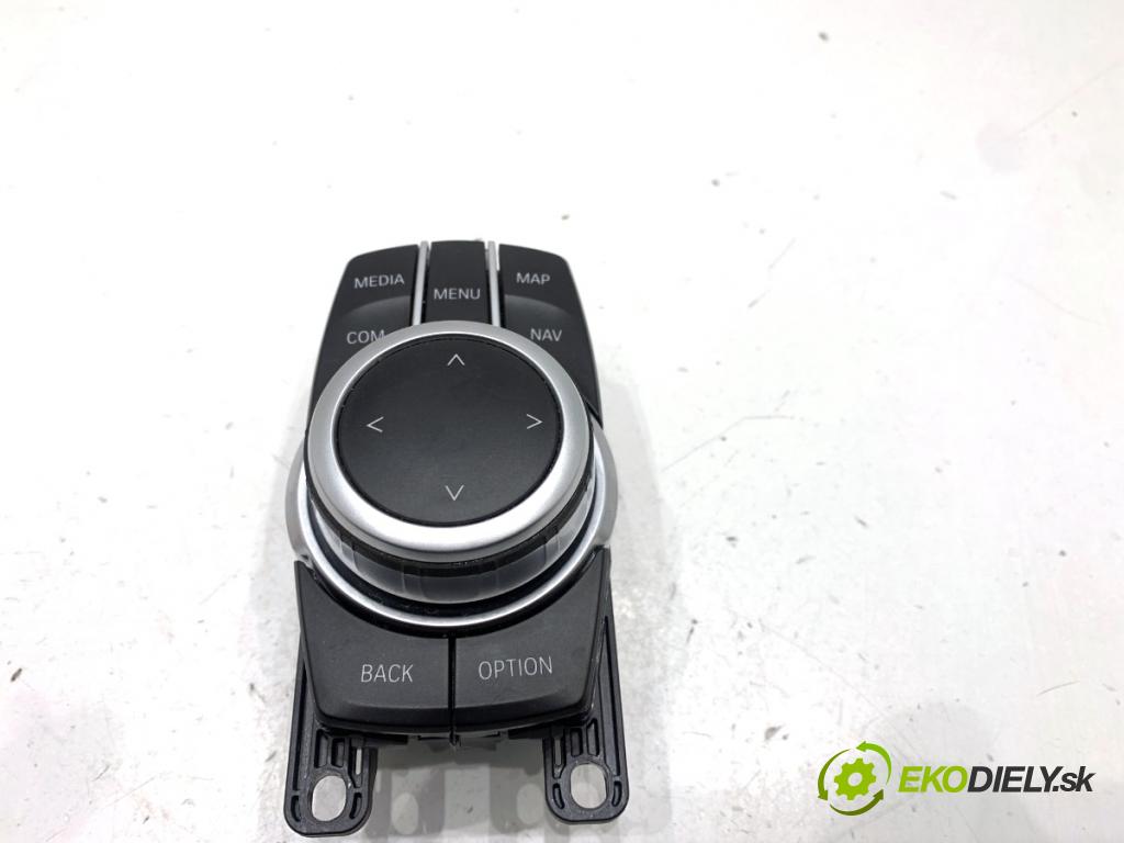 BMW G31 Kombi 2020 140 kW 520 d 1995 násada, držadlo IDRIVE 5A0DC86