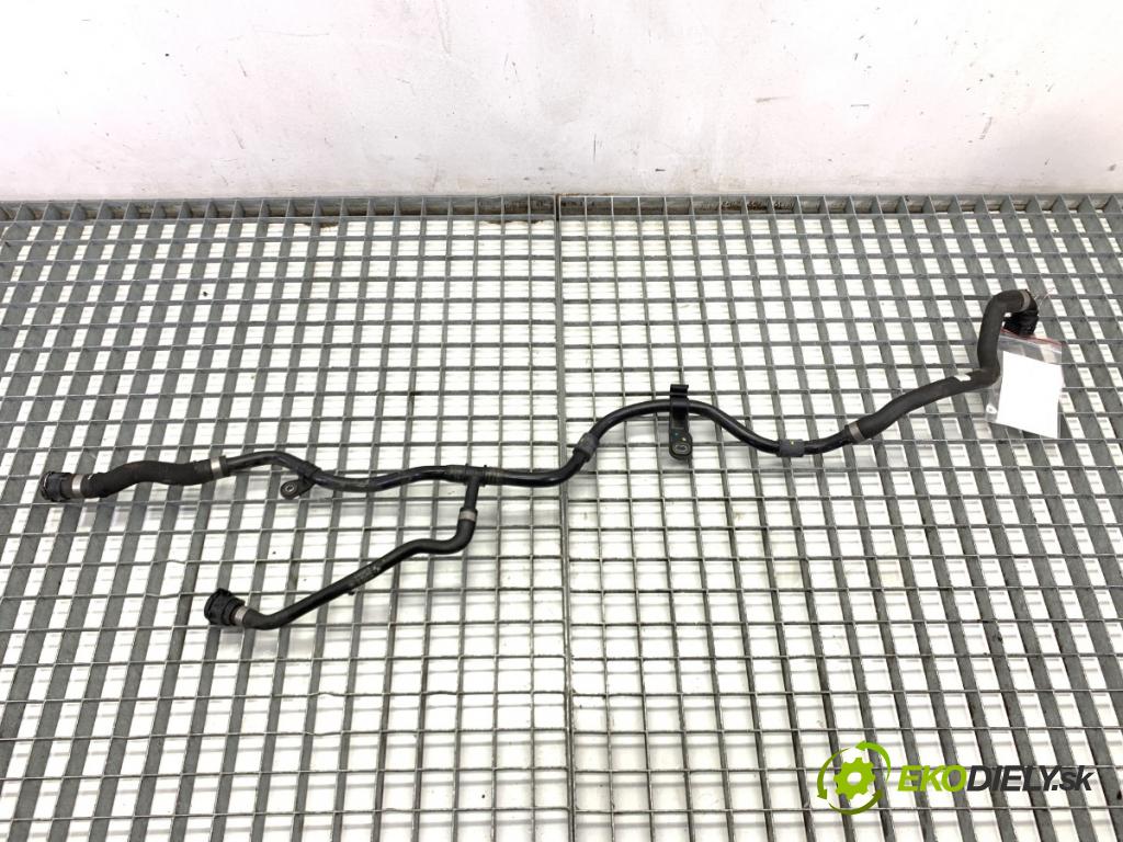 BMW G31 Kombi 2020 140 kW 520 d 1995 Rúra vody 8475992