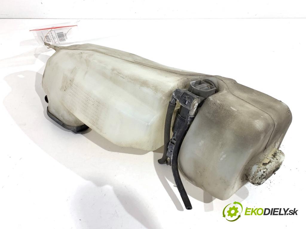 DACIA DUSTER SUV 2011 66 kW 1.5 dCi (HSAJ) 1461 Nádržka ostrekovačov 8200210002